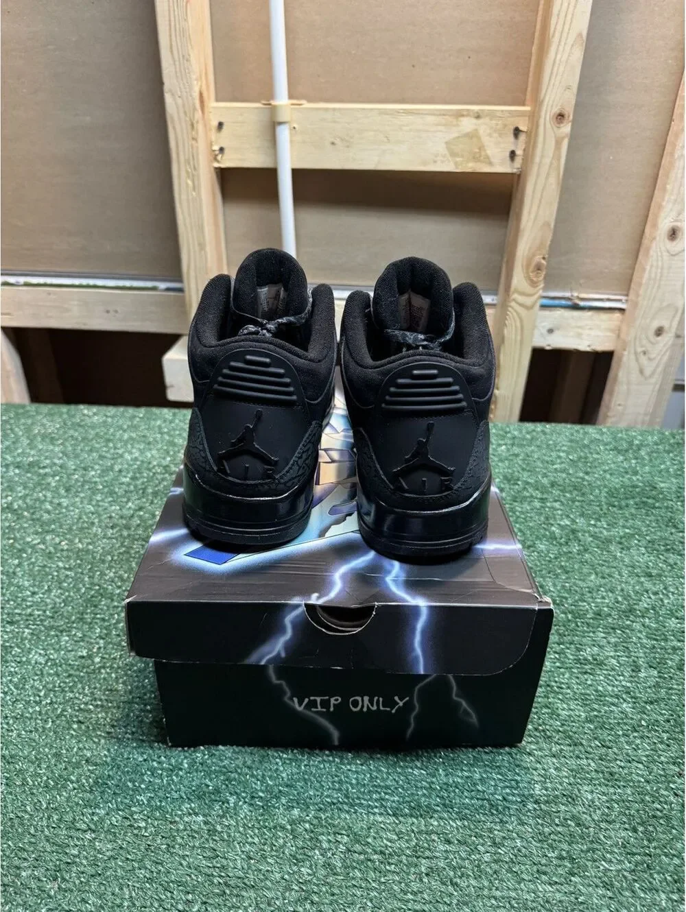 Jordan Retro 3 Black Cat Size 10